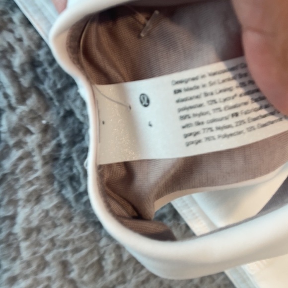 Lululemon Wunder Train Long-Line Bra *Medium Support, C/D Cups White size 4 - Picture 5 of 5